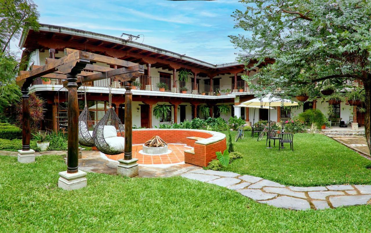 Hotel Cacique Real 危地马拉安地瓜 外观 照片